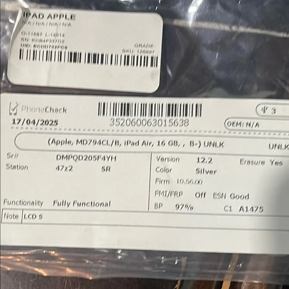 Apple White iPad Air - Picture 2 of 4